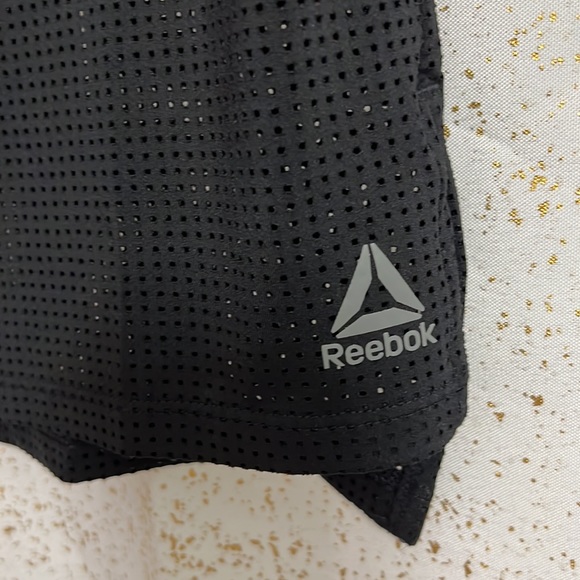 Reebok mesh sport top - Picture 4 of 8